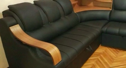 Перетяжка кожаного дивана. Злынка